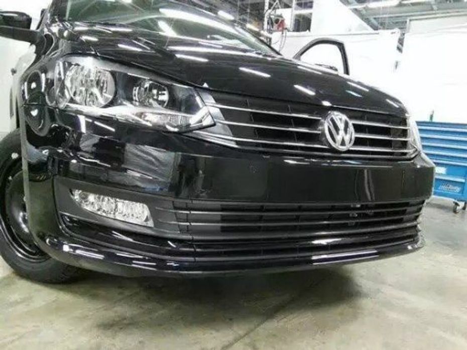 New 2015 Volkswagen Vento Facelift revealed Grille and headlamps