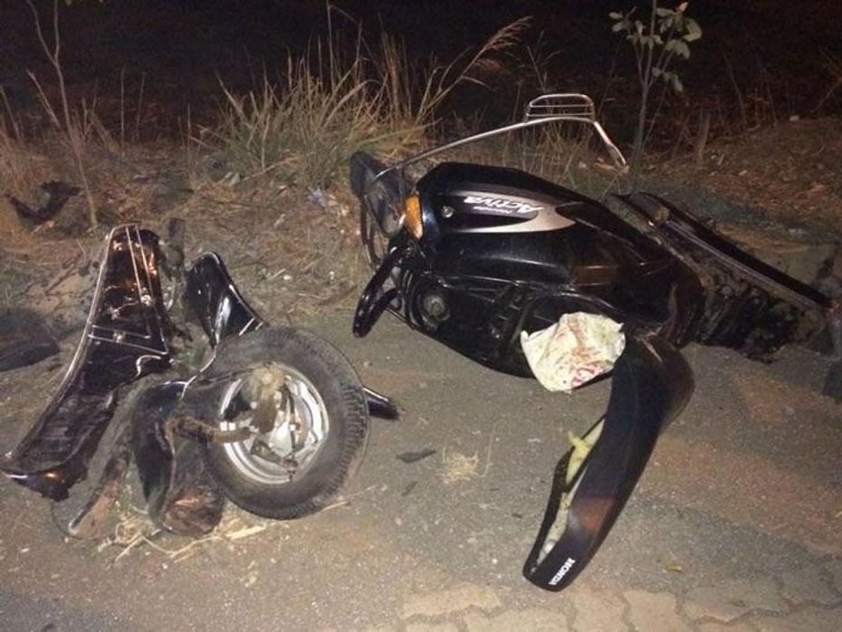 The impact of the crash broke the Activa into two pieces