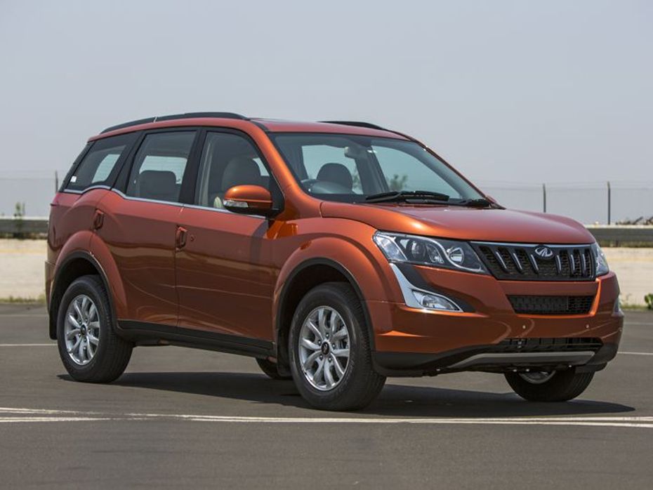 The new age Mahindra XUV500 gets new alloy wheels, bumper and a bolder bonnet