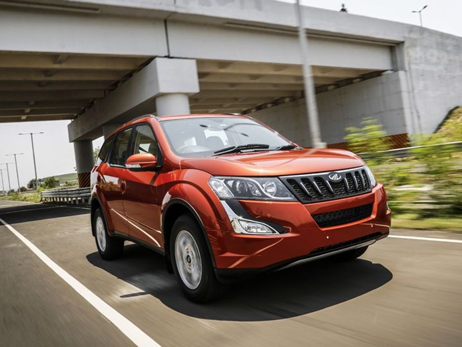 2015 New Age Mahidnra XUV500 Sunset Orange test drive review in India