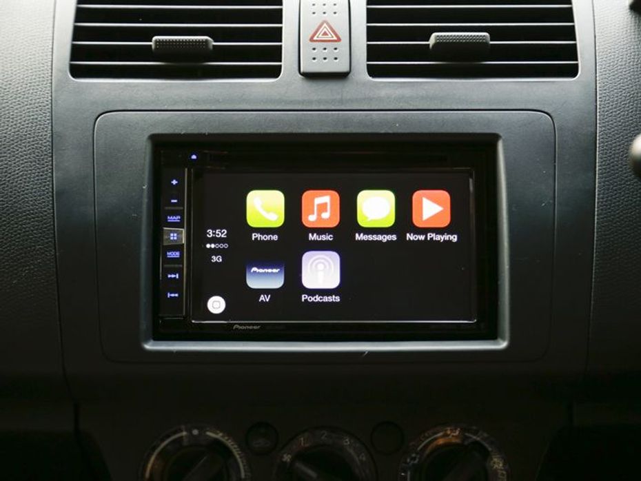 Apple CarPlay Review Main Screen