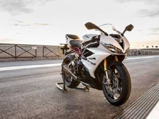 Triumph Daytona 675R recalled in India for Faulty Suspension