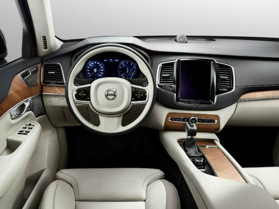 Volvo XC90 Spec comparison interior