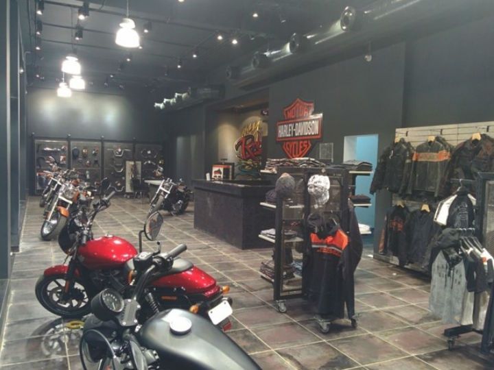  Harley  Davidson  opens new showroom in Nagpur ZigWheels