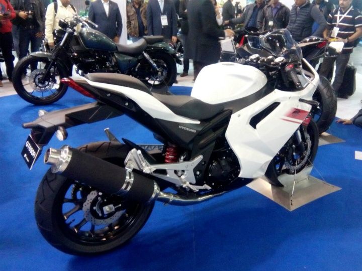 EICMA 2015 Hyosung launches GT650R with a fresh look ZigWheels