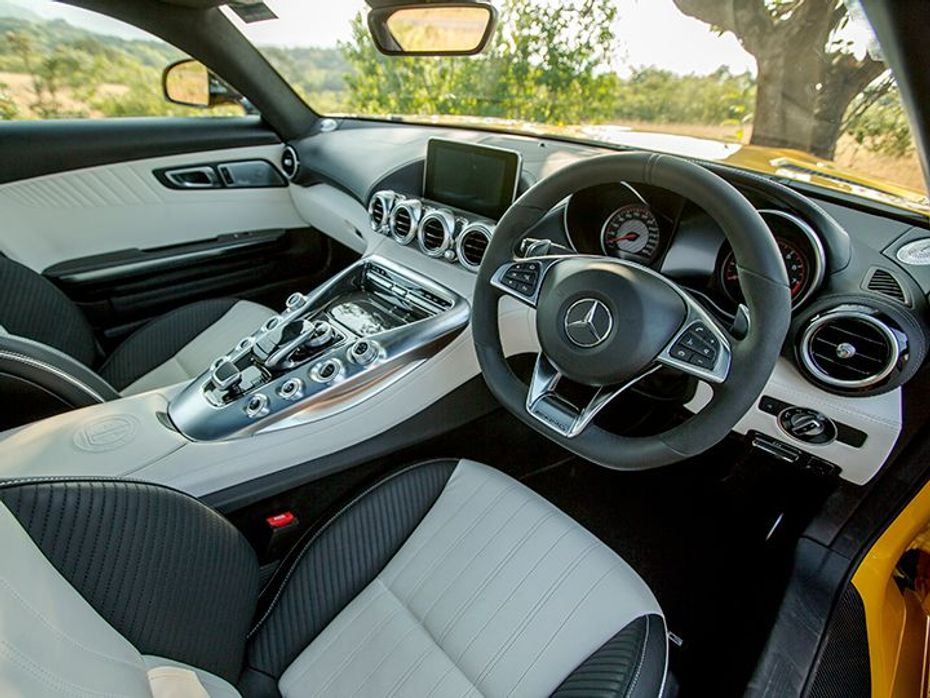 Mercedes-AMG GT S interior