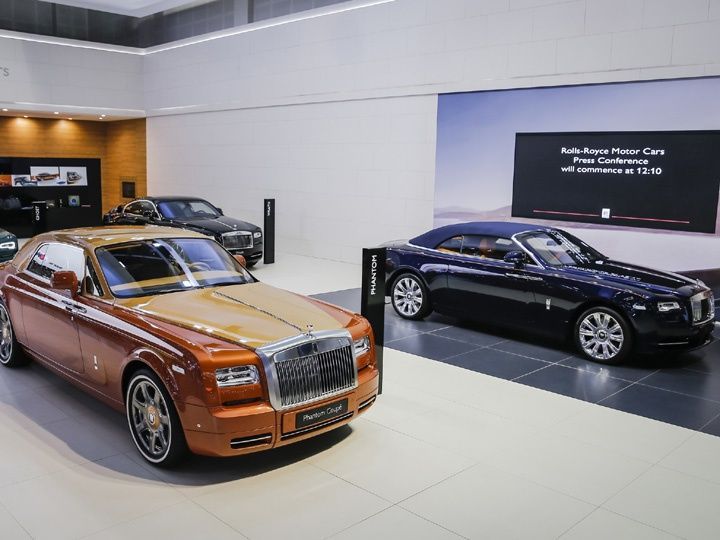 Rolls Royce Ghost Black Badge  Luxury Car Rental In Dubai  Rent Exotic   Sport Cars Book Now