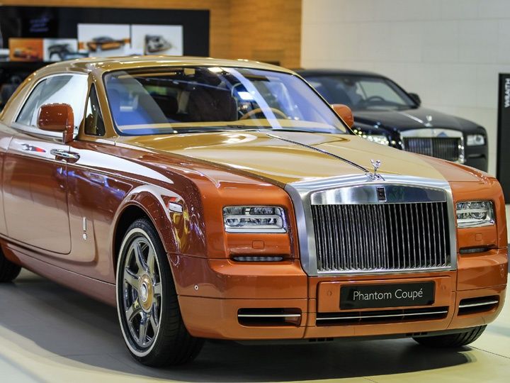 RollsRoyce unveil two new Special Edition models in Dubai ZigWheels