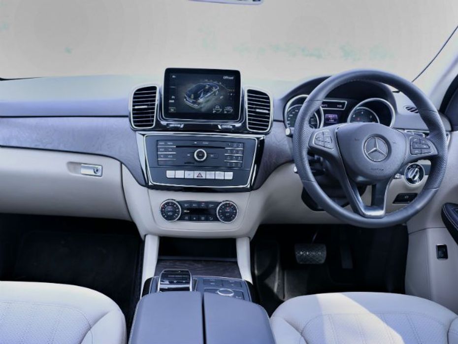 Mercedes-Benz GLE interior