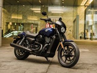 Harley-Davidson Dark Custom range Review