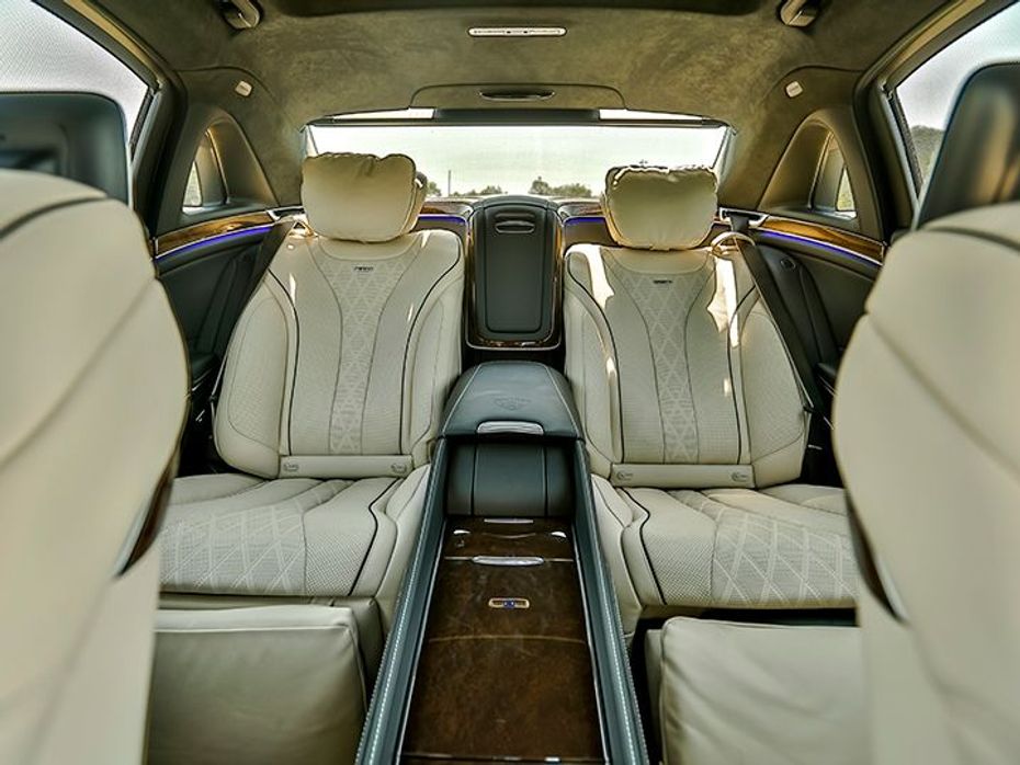 Individual rear seats of the Mercedes Maybach S600 for extra comfort