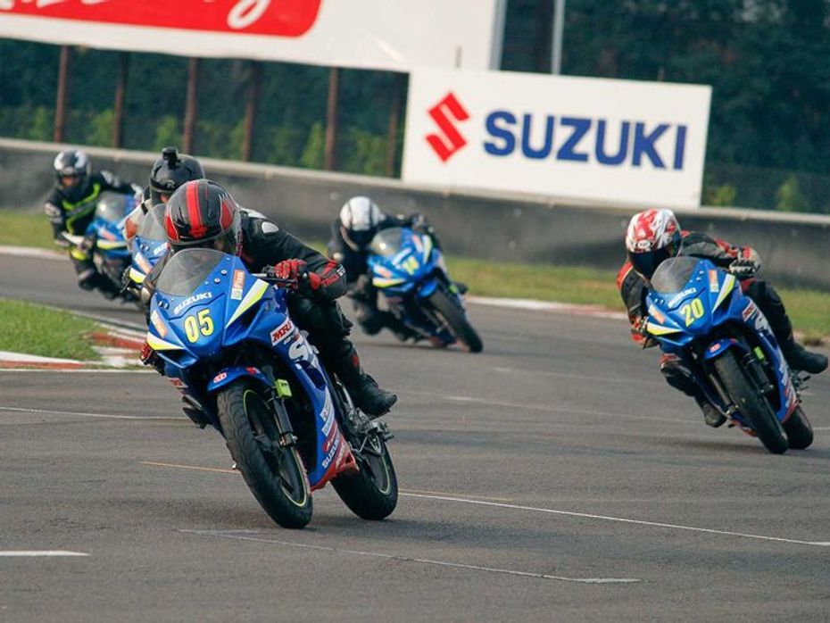 2015 Suzuki Gixxer Cup Round 4