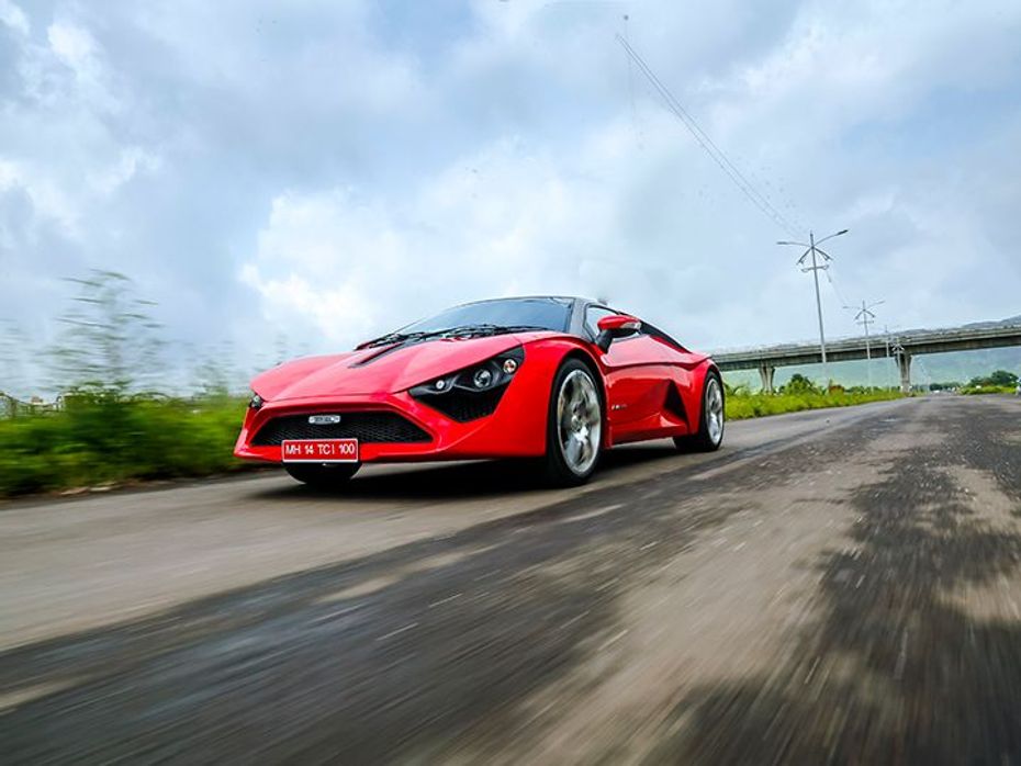 2015 DC Avanti test drive review front tracking