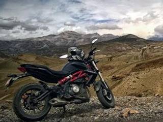 DSK-Benelli rider conquers the highest motorable village in Asia