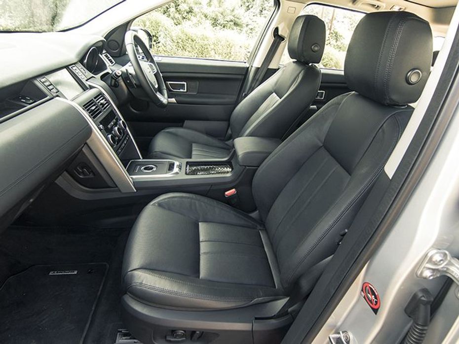 Land Rover Discovery Sport seats
