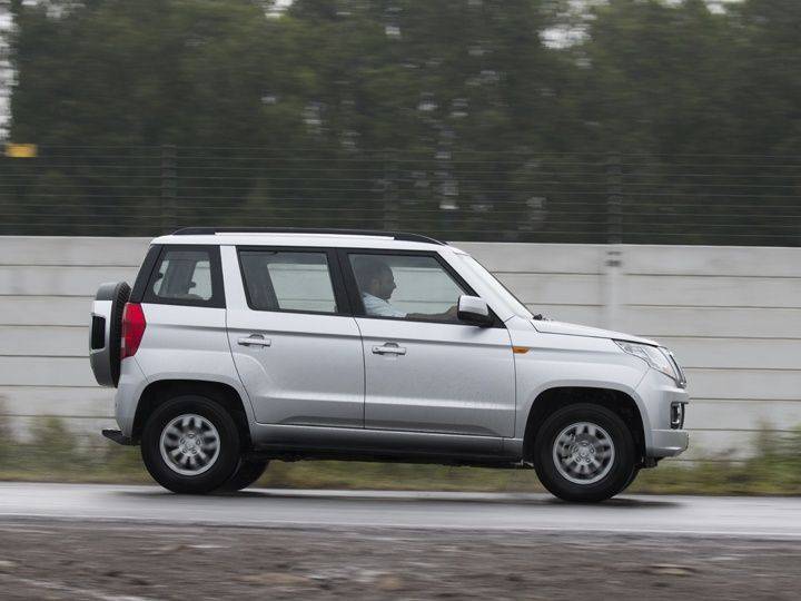 2015 Mahindra TUV300 Review panning