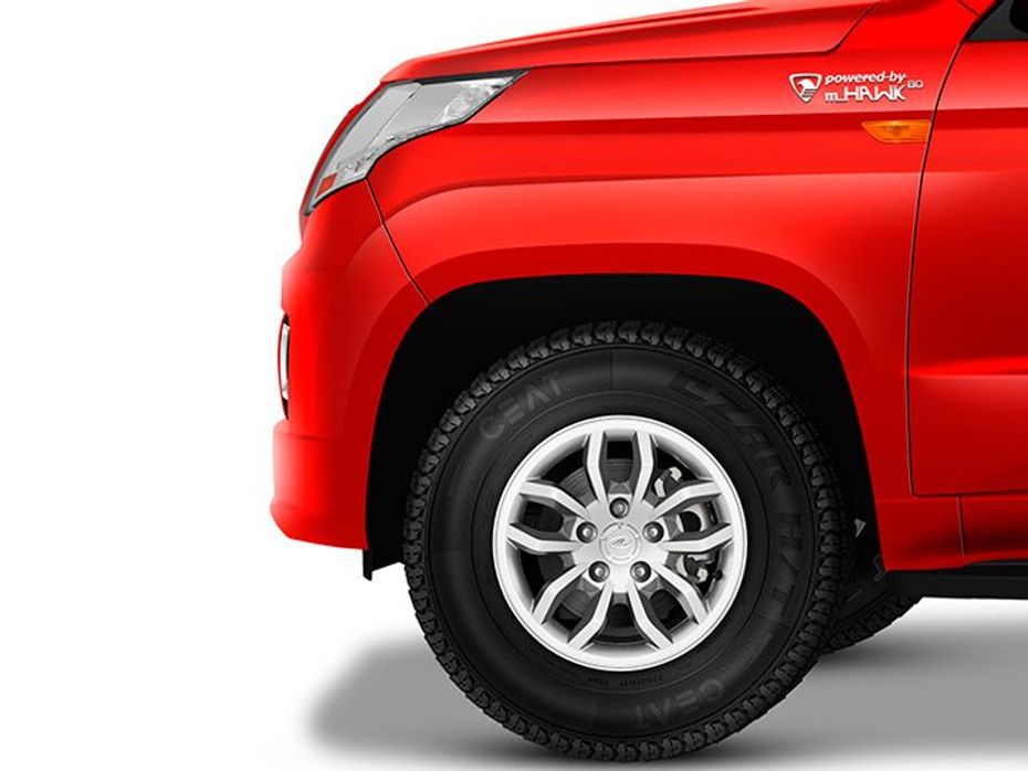 Mahindra TUV300 with 17-inch Ceat wheels