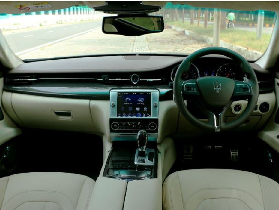 Maserati Quattroporte GTS interior