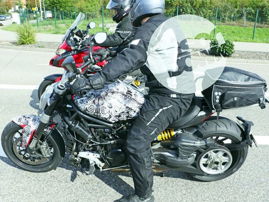 Ducati Diavel spotted testing