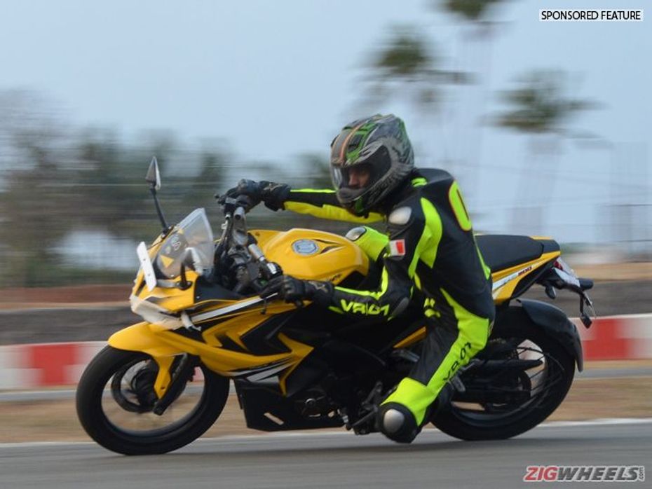 Bajaj Pulsar RS200 at the Chennai Race Track