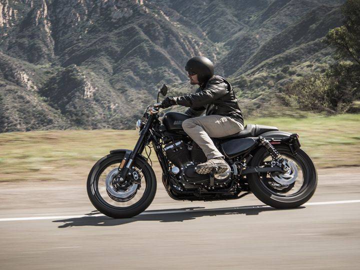 Roadster sportster online