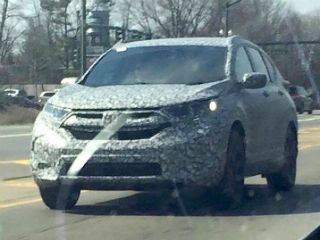 New Honda CR-V Spied - ZigWheels