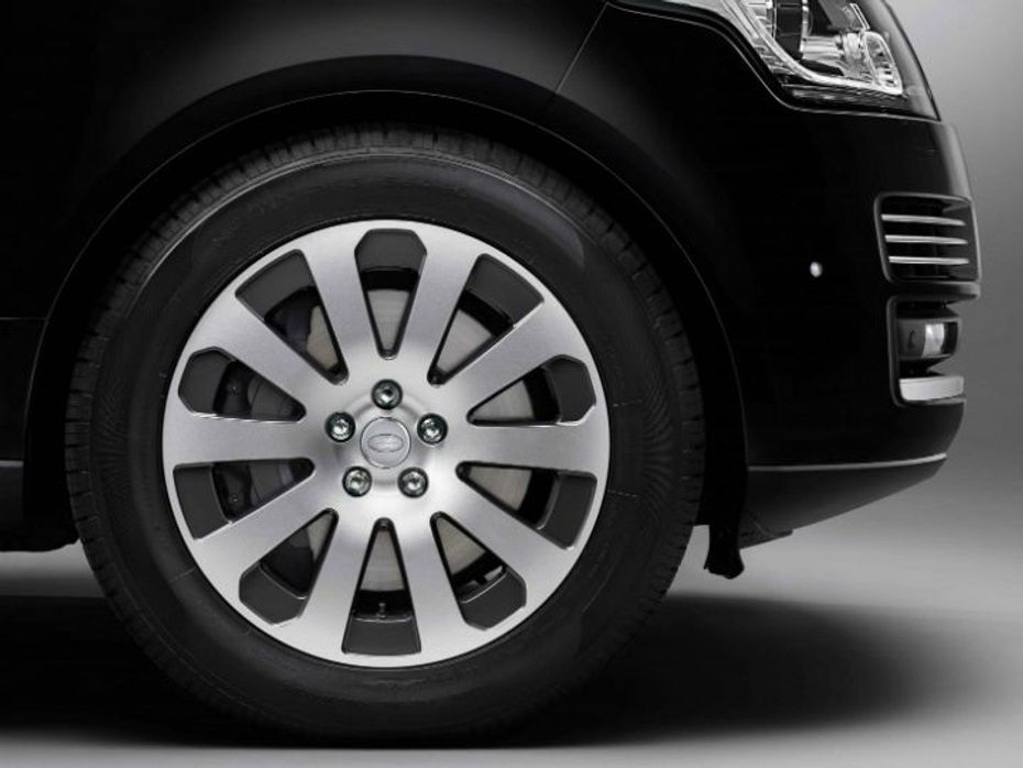 Range Rover Sentinel - Front wheel
