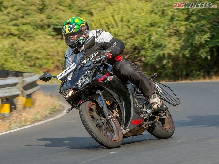 Yamaha R3 action Yamaha R3 action