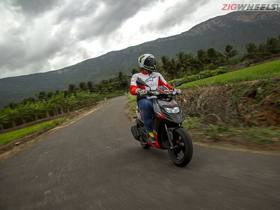 Aprilia SR15