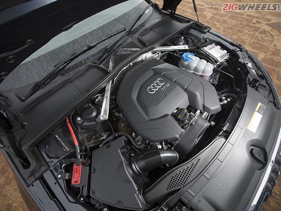 2016 Audi A4 - Engine Bay