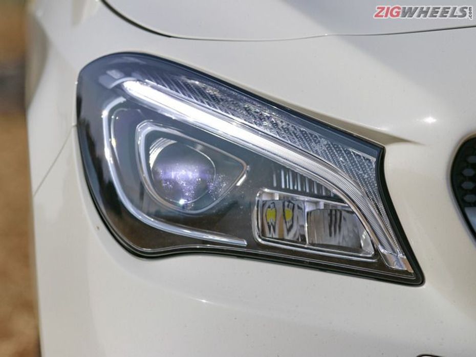 Mercedes-Benz CLA Facelift - LED Headlight