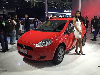 Fiat rolls out hatchback Punto Pure at Rs 4.49 lakh