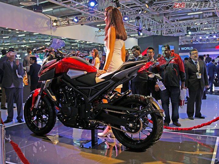 2016 Auto Expo: Honda CX-02 First Look Review - ZigWheels