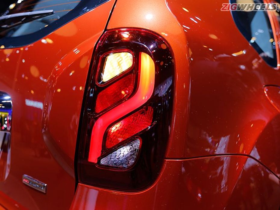 Renault Duster facelift tail lamp