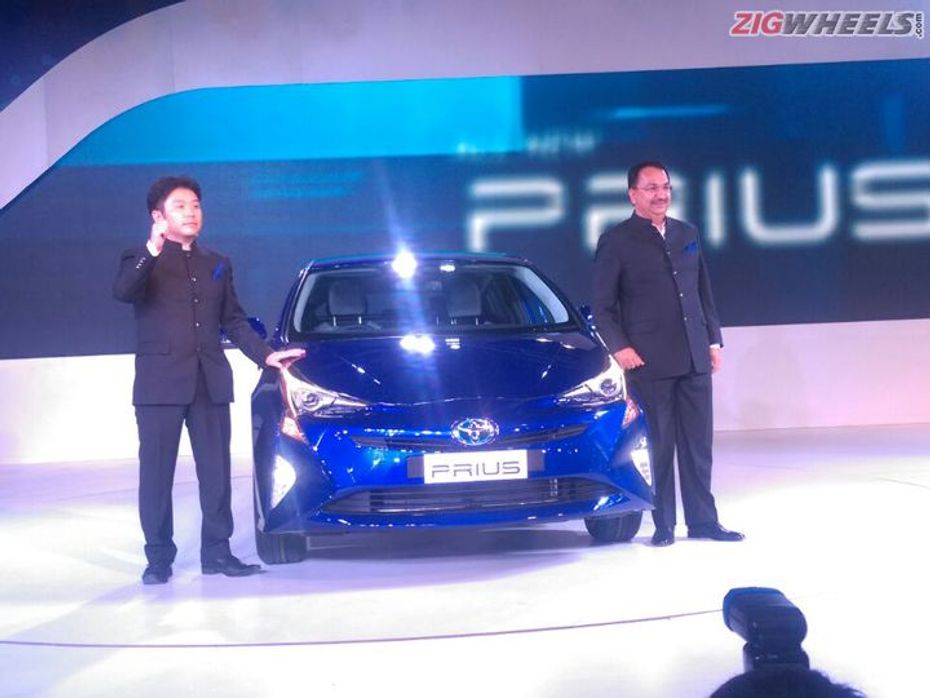 2016 Auto Expo: New Toyota Prius unveiled