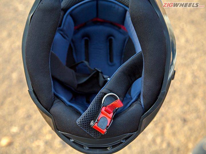 Steelbird Bang Helmet Review - ZigWheels