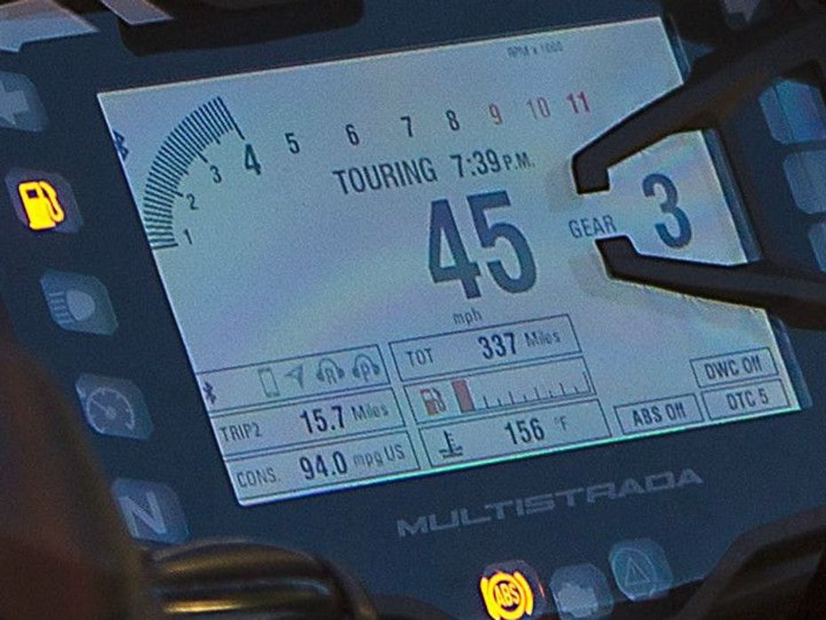 A colour TFT display greets you on Multistrada 1200 Pikes Peak