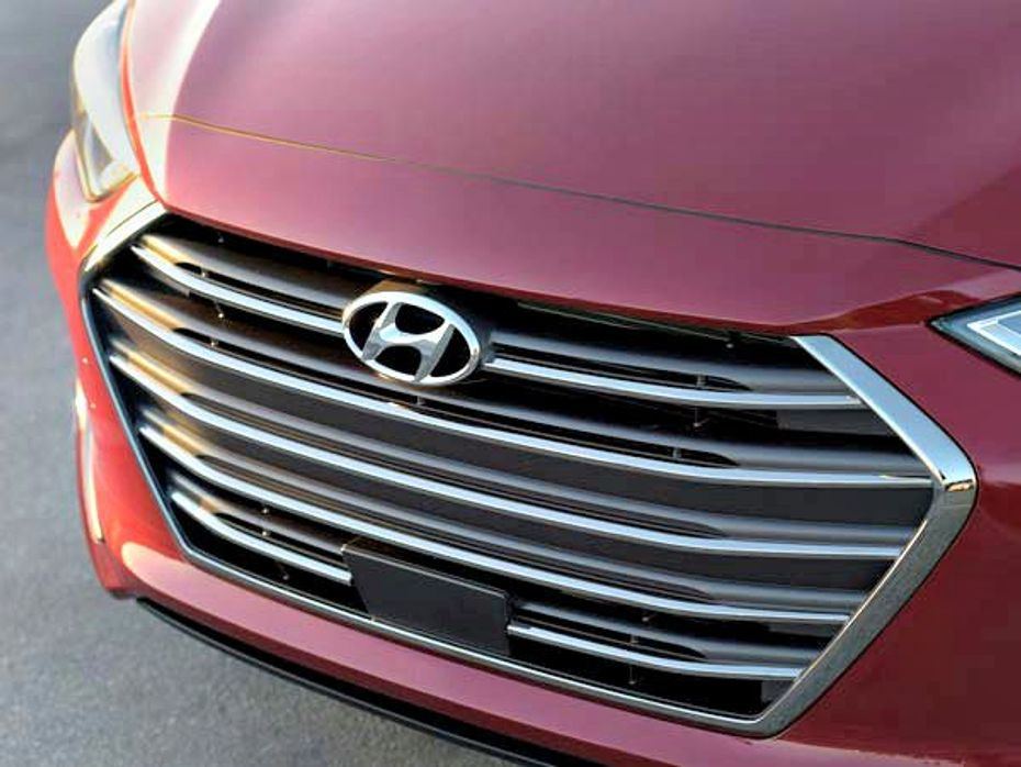Next-gen Hyundai Elantra front grille
