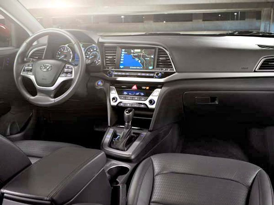 Next-gen Hyundai Elantra interiors