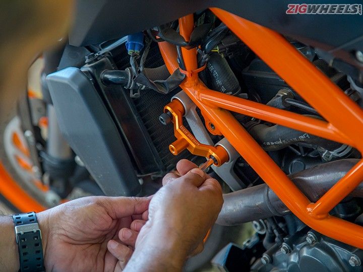 ktm 390 frame sliders