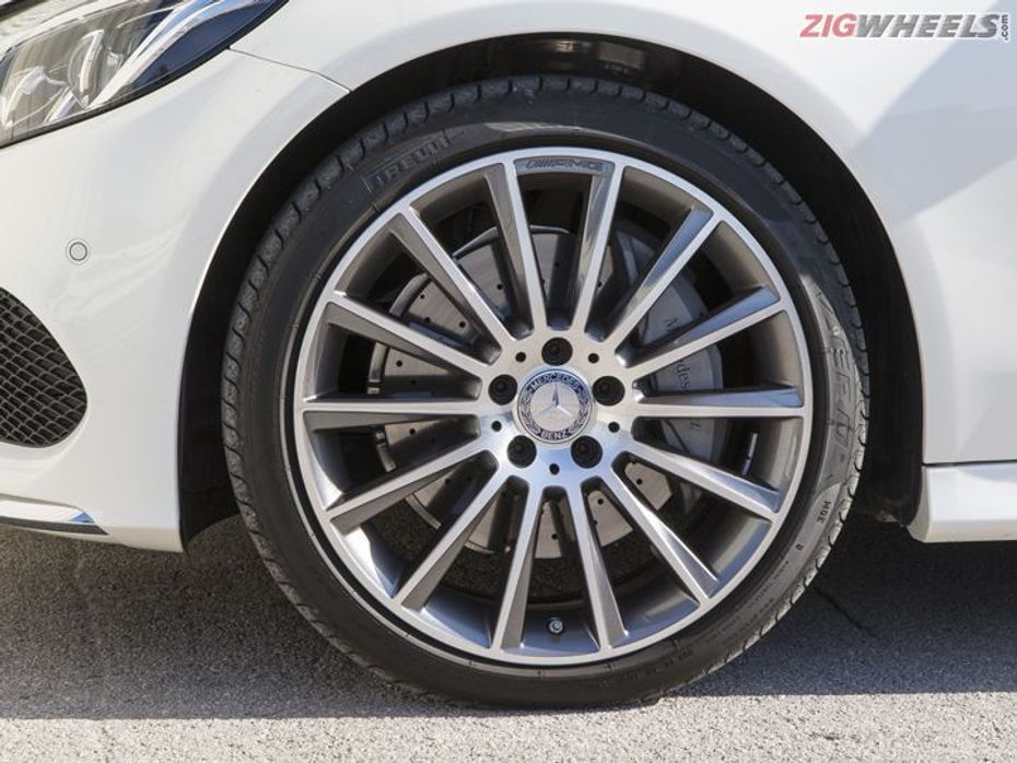 Mercedes-Benz C-Class Convertible: Alloy Wheels