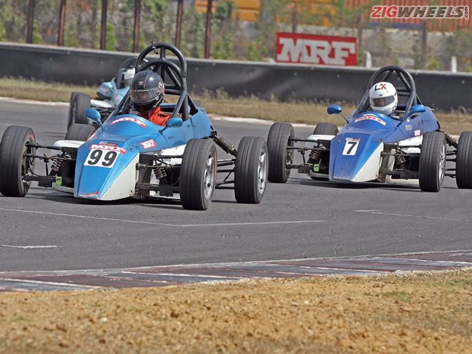 Rookie Cup F1300 Cars in Action
