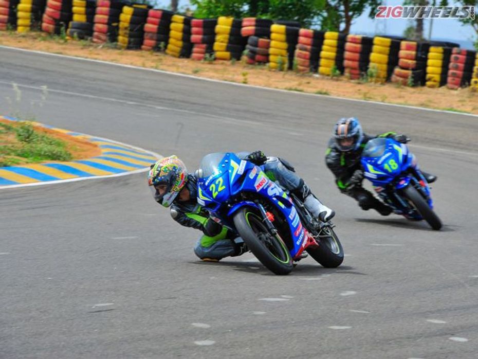 Suzuki Gixxer Cup Season 2 riders in Action