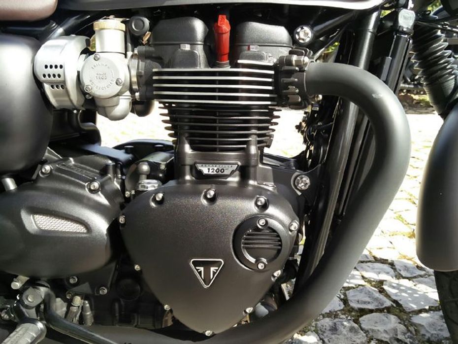 2016 Triumph Bonneville T120 engine