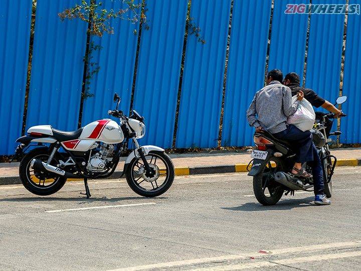 helmet for bajaj v15