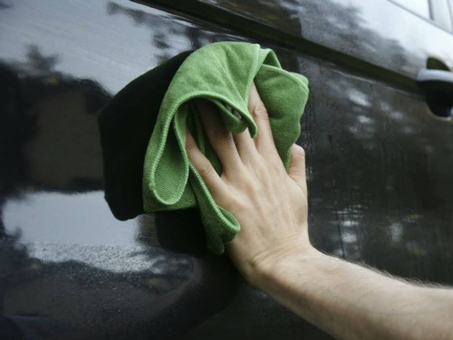 Wiping car with Micro fibre cloth