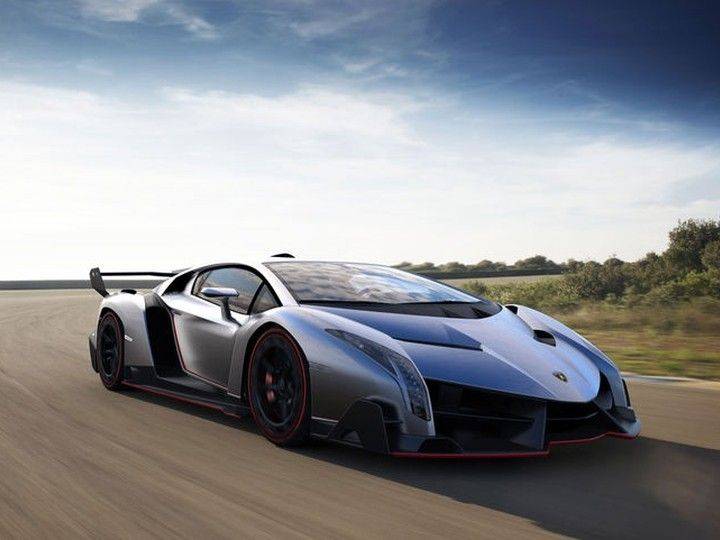 Used Lamborghini Veneno goes up for auction for a whooping $11 million -  ZigWheels