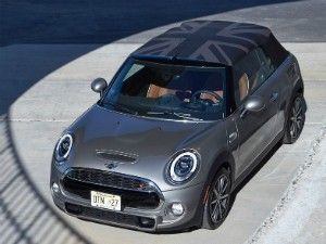 Research 2016
                  MINI Cooper S Convertible pictures, prices and reviews