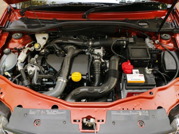 2016 Renault Duster Detailed Review ZigWheels