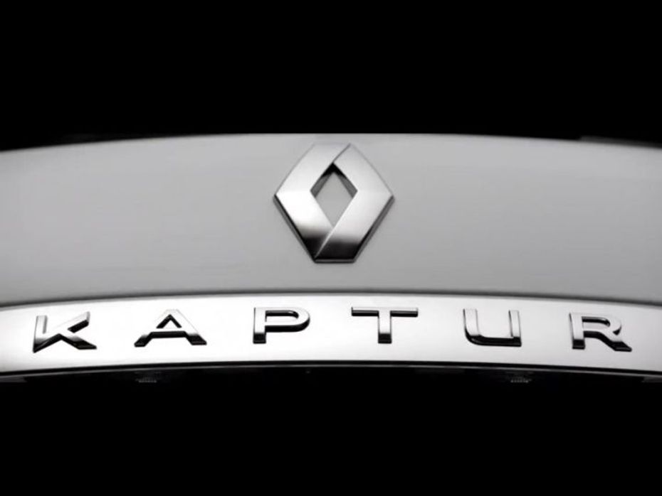 Renault Kaptur crossover grille logo